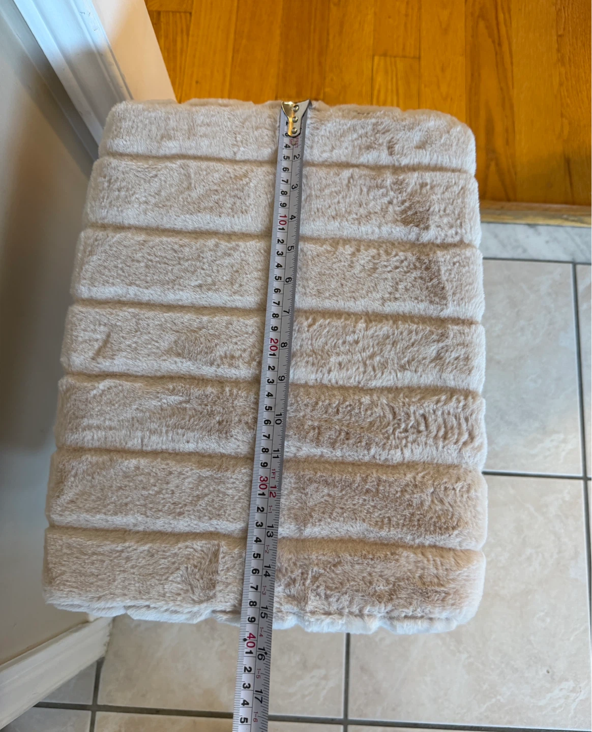 Faux Fur Storage Ottoman-Brand New - photo 5