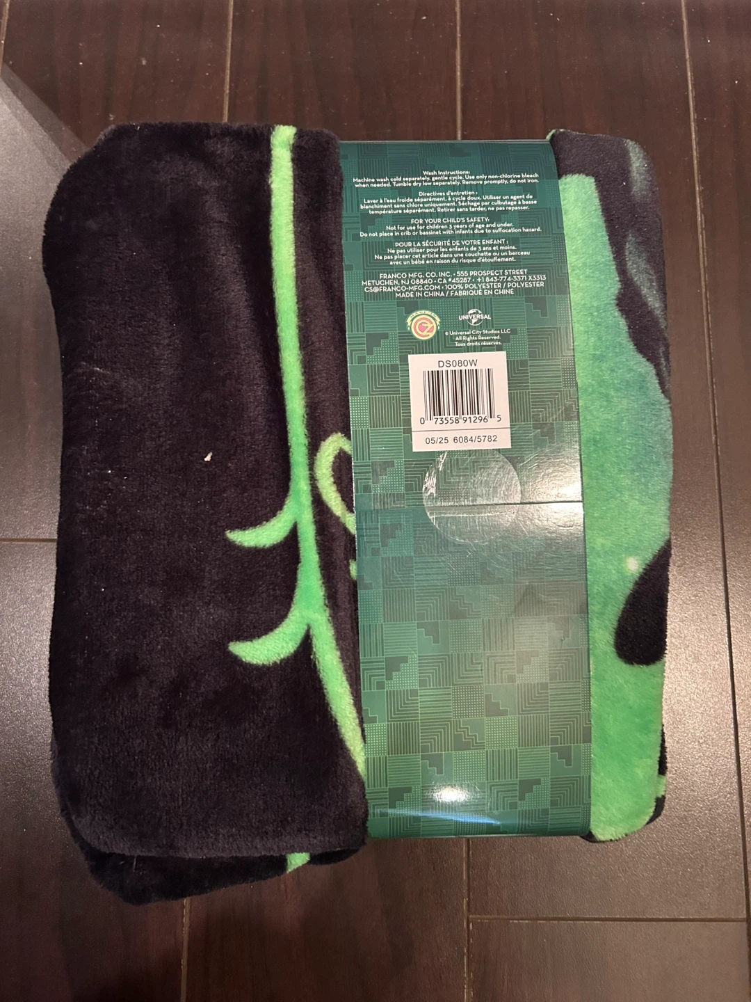 Wicked Silky Soft Throw Blanket - photo 2