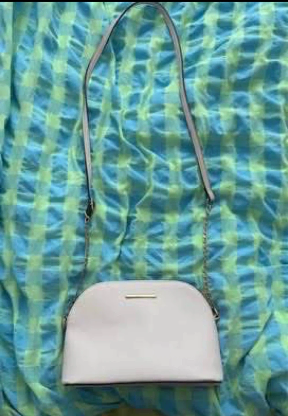 Crossbody bag (In really good condition)(FREE)