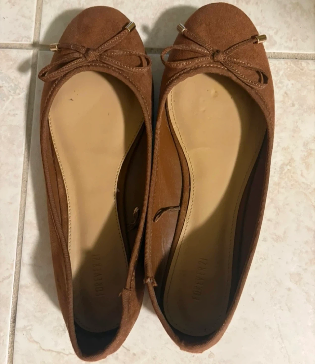 Forever 21 Flats (Size 6) (Barely worn, like new) (FREE)