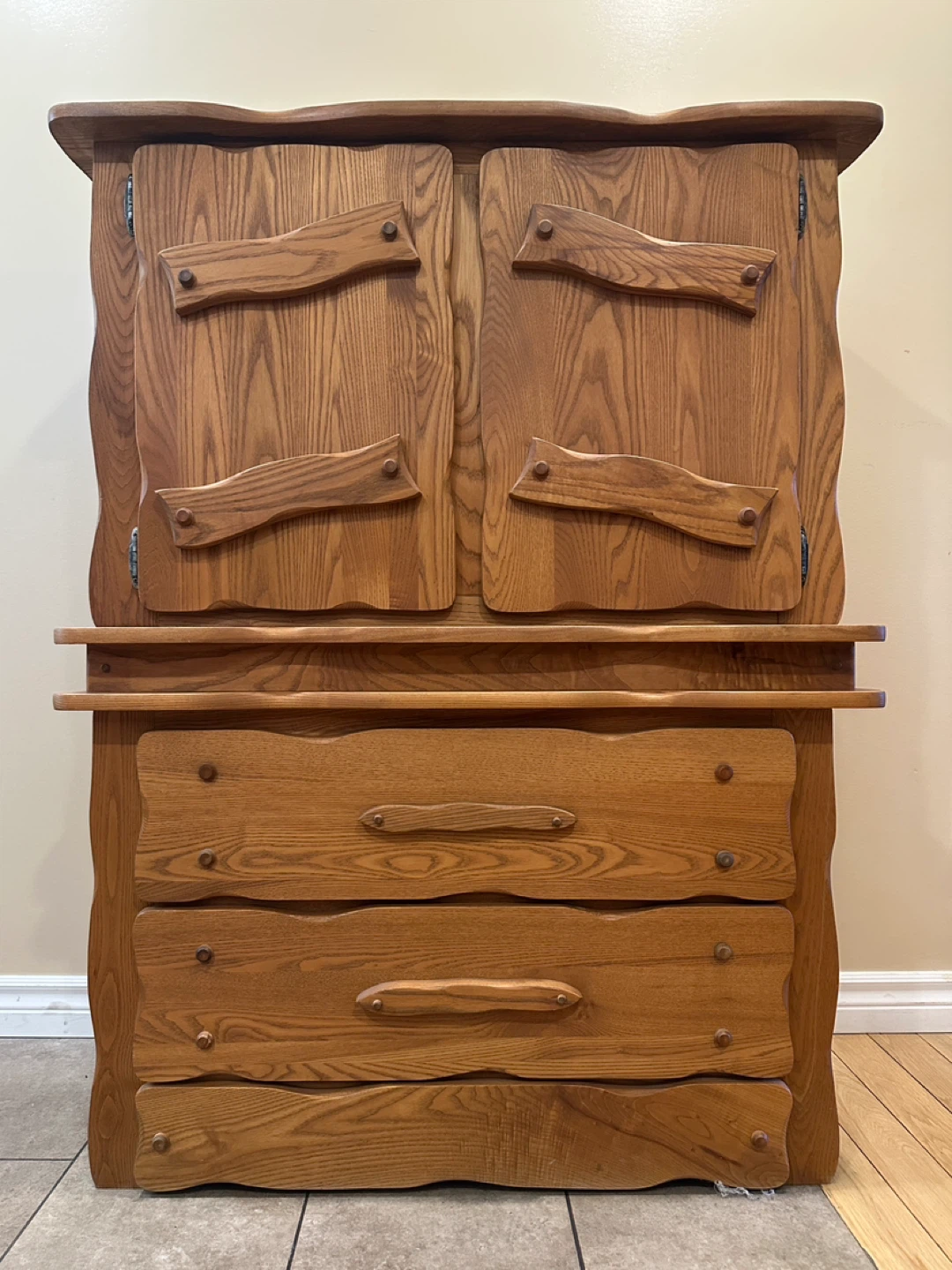 Vintage JSP Solid Oak Rustic Armoire / Wardrobe (CAN DELIVER)