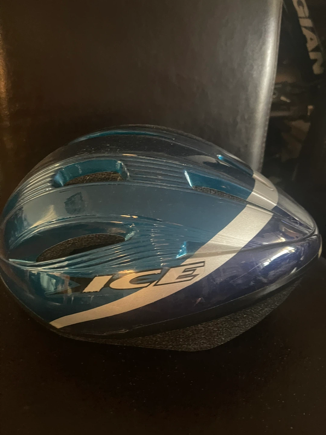 Ice Bike Helmet - photo 2