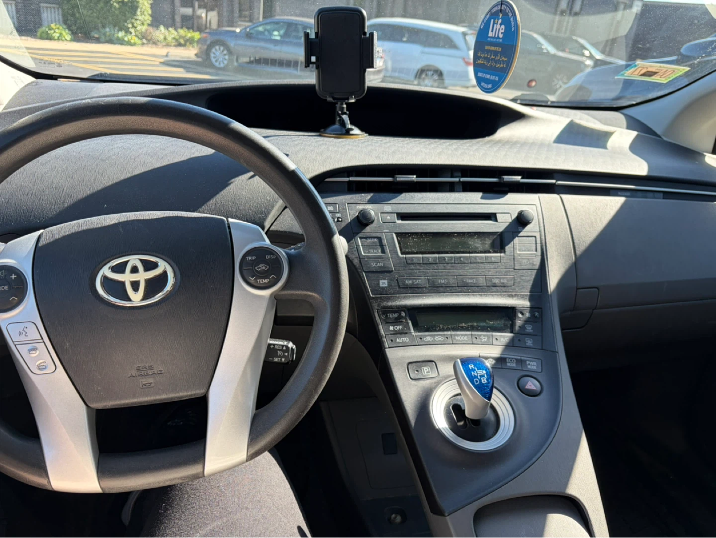 2010 Toyota Prius II Hatchback - photo 3