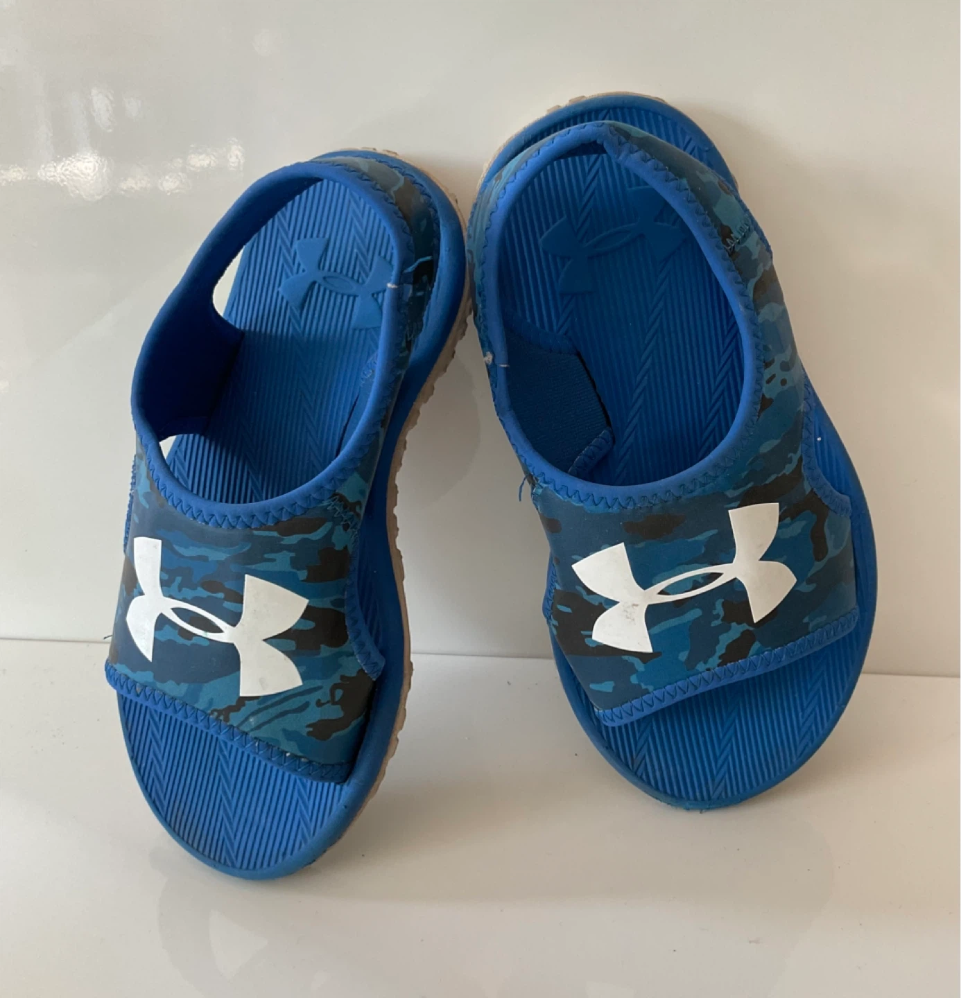 Under Armour Kids Camo Sandals Size 11K Blue