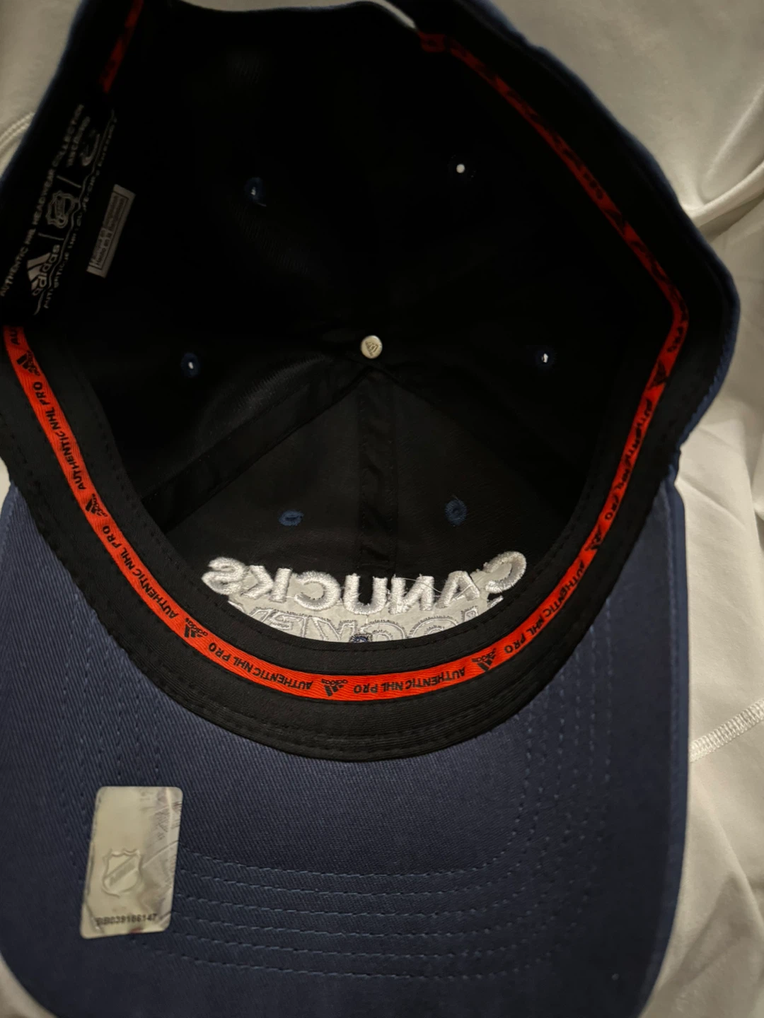 Adidas Vancouver Canucks NHL Authentic Pro Baseball Cap - photo 2