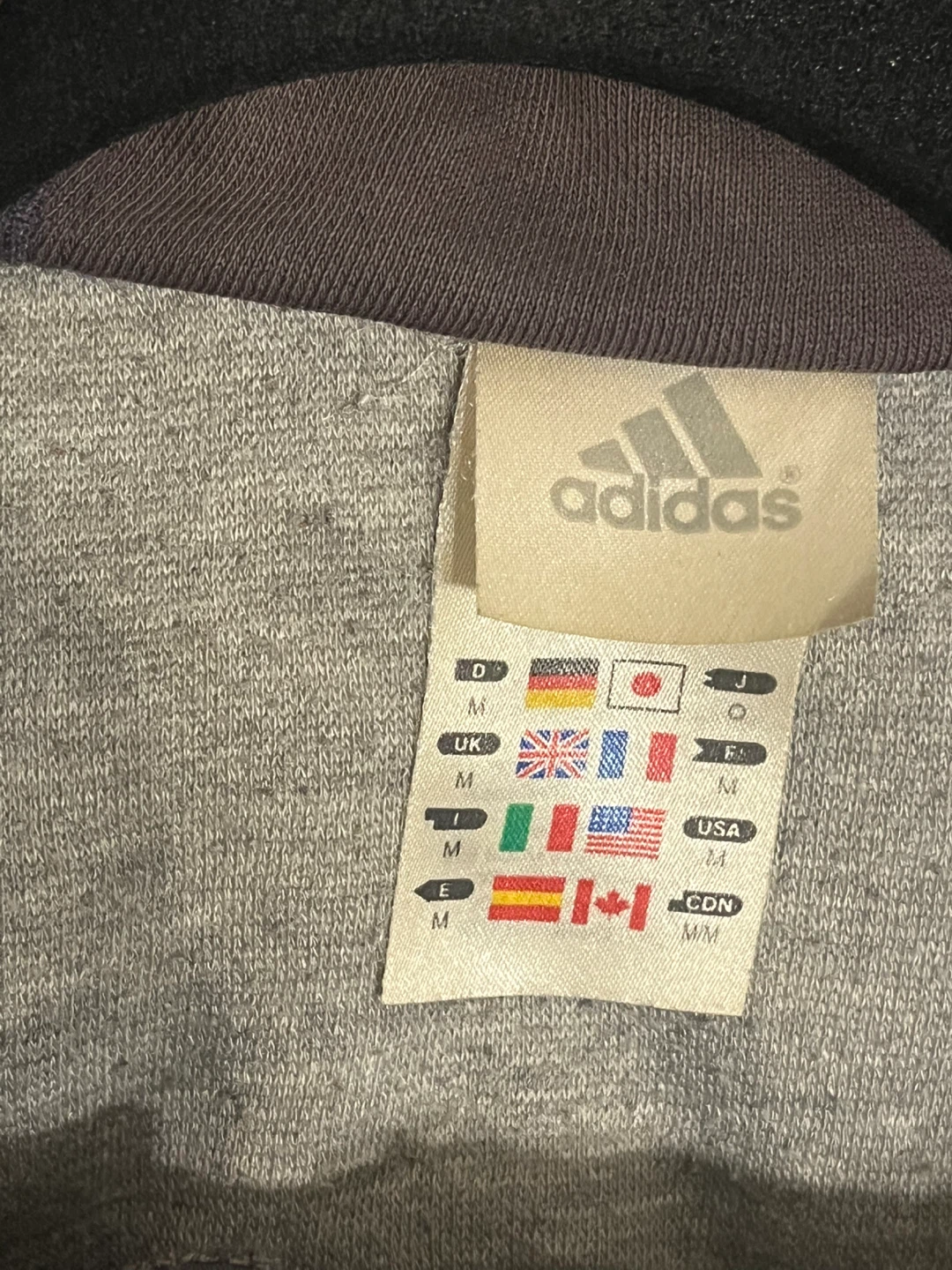 Vintage Adidas Winter Jacket Men’s Size Medium - photo 4