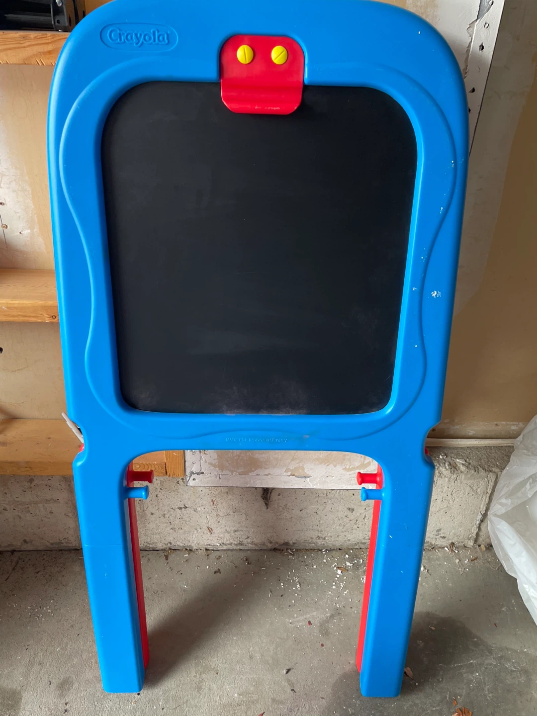 Crayola Double-Sided Easel