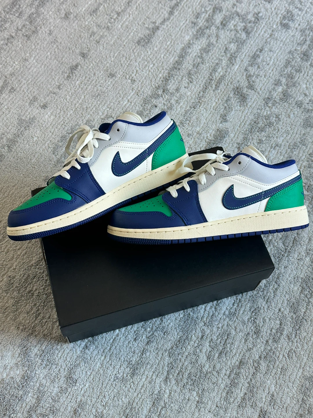 Air Jordan 1 low