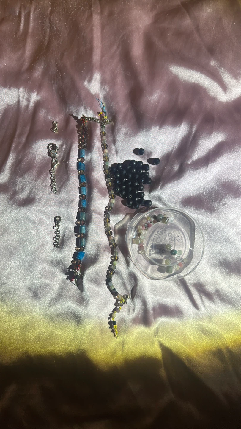 Assorted Gemstone Beads and Bracelets - photo 3