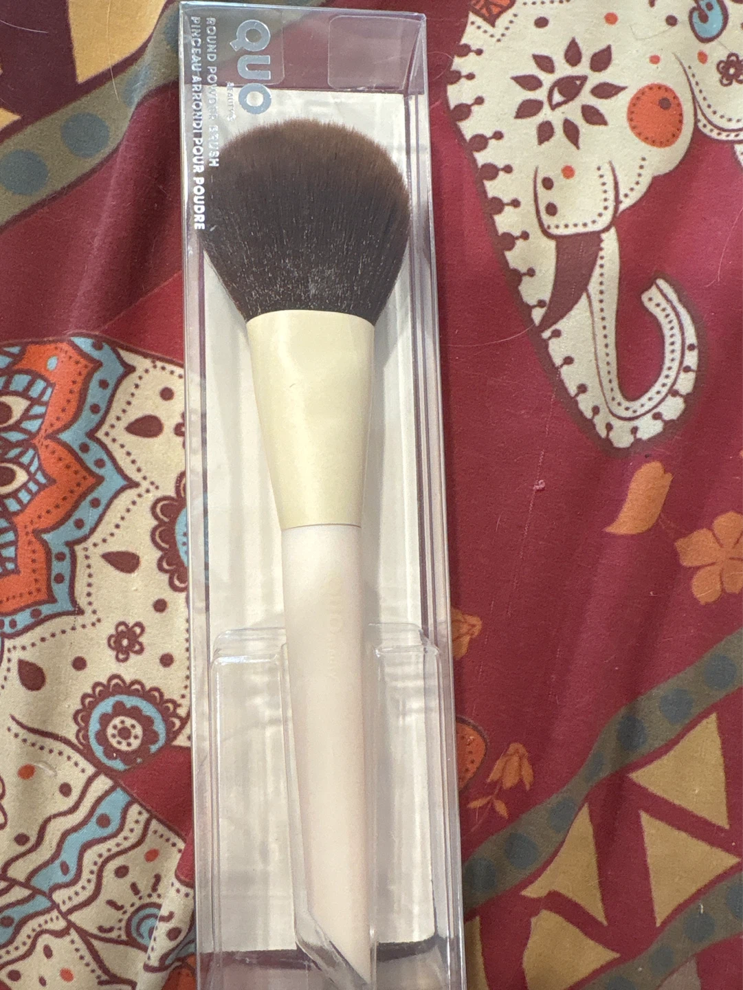 QUO Round Powder Brush