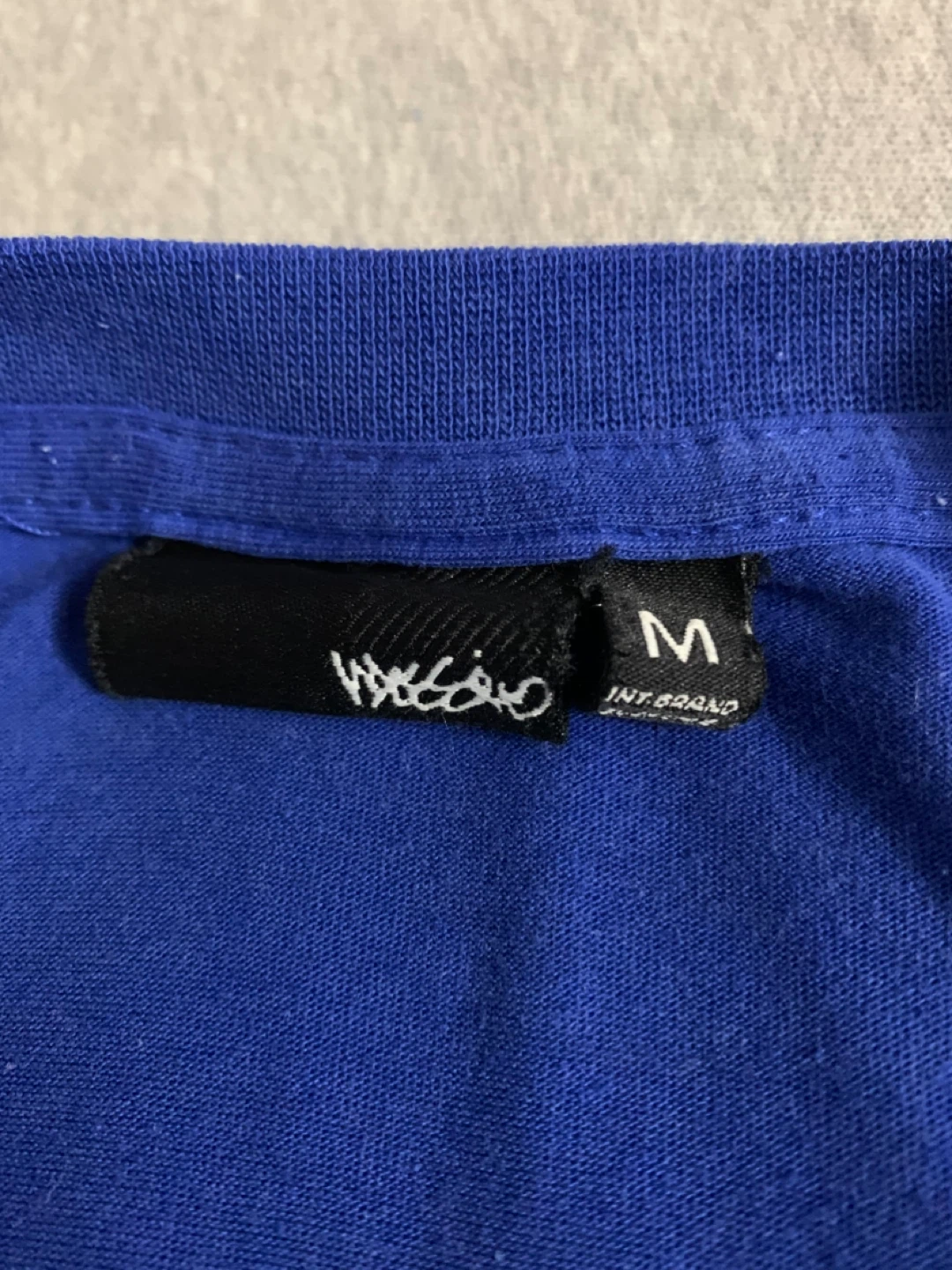 Mossimo Medium T-Shirt - ***Logo Branding Peeling*** - photo 3