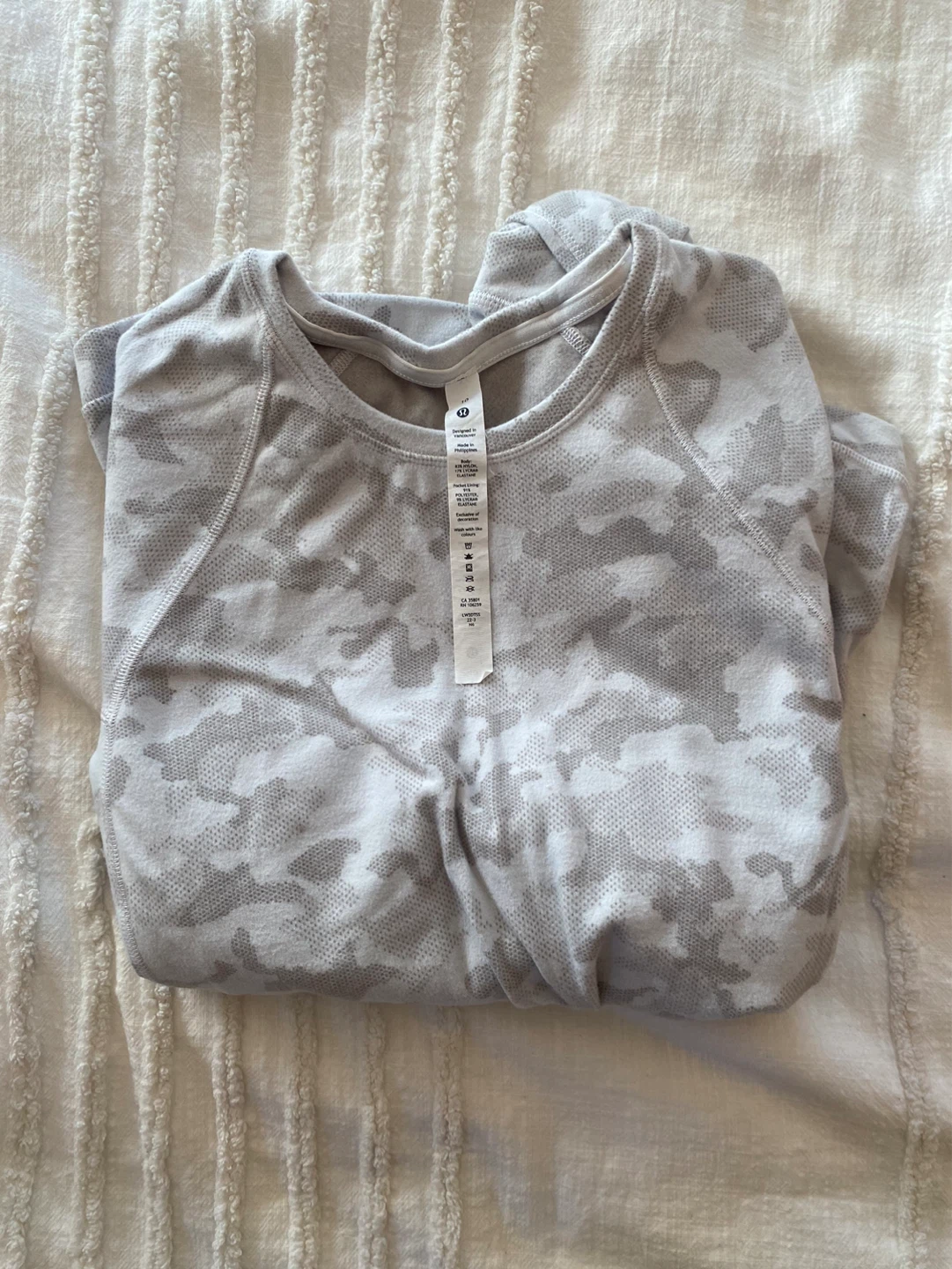Lululemon athletic wear bundle - photo 4