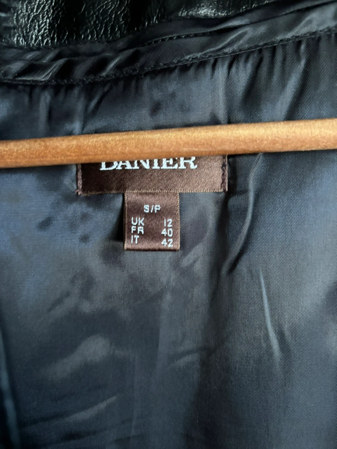 DANIER Leather Jacket with Fur Trim - photo 2