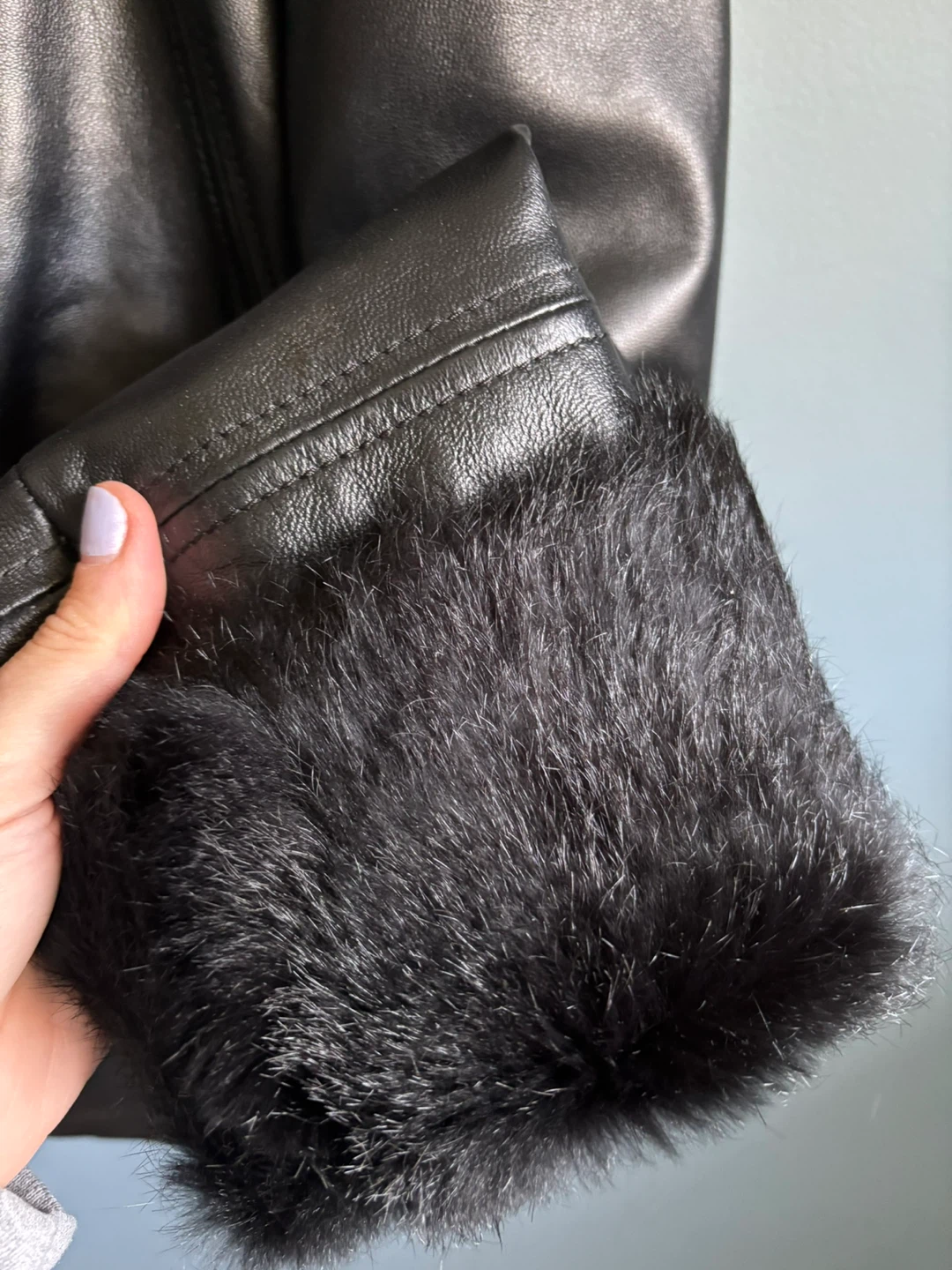 DANIER Leather Jacket with Fur Trim - photo 3