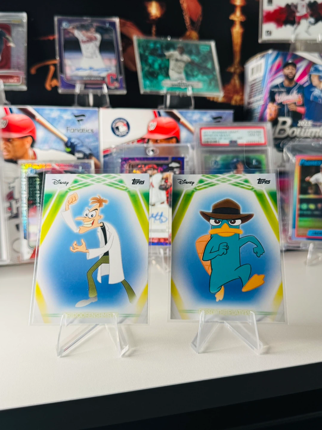 Dr. Doofenshmirtz & Perry the Platypus / Topps Disney