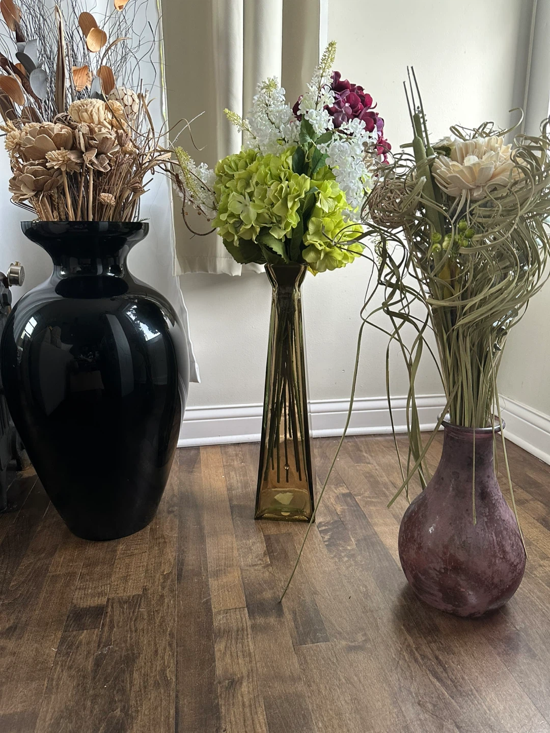 Vase & Floral Arrangement Lot