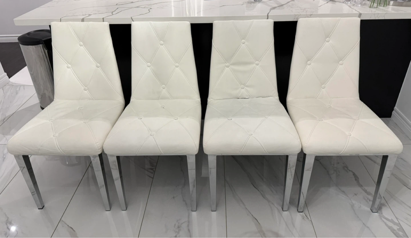 Set of 4 White Dining Chairs