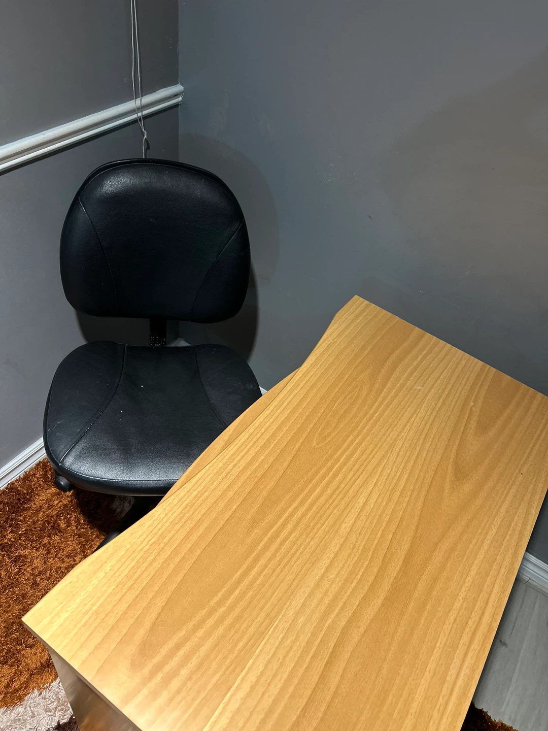 Black Faux Leather Office Chair with Swivel Base - photo 2