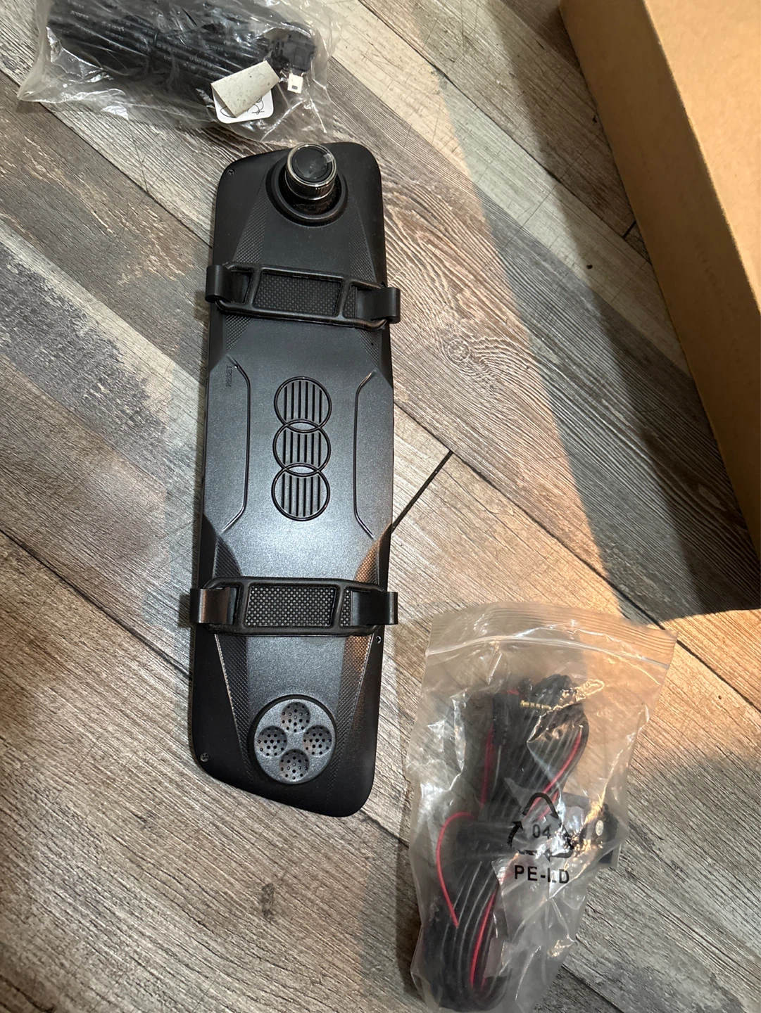 Dash Cam Rearview Mirror - photo 2