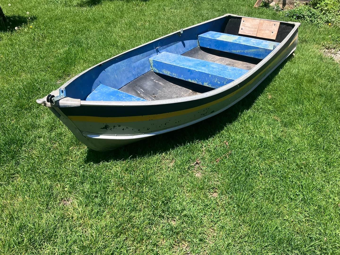 Aluminum Fishing Boat - photo 3
