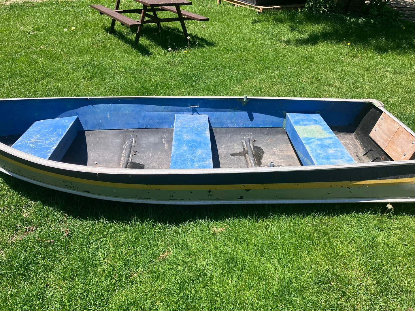 Aluminum Fishing Boat - photo 5