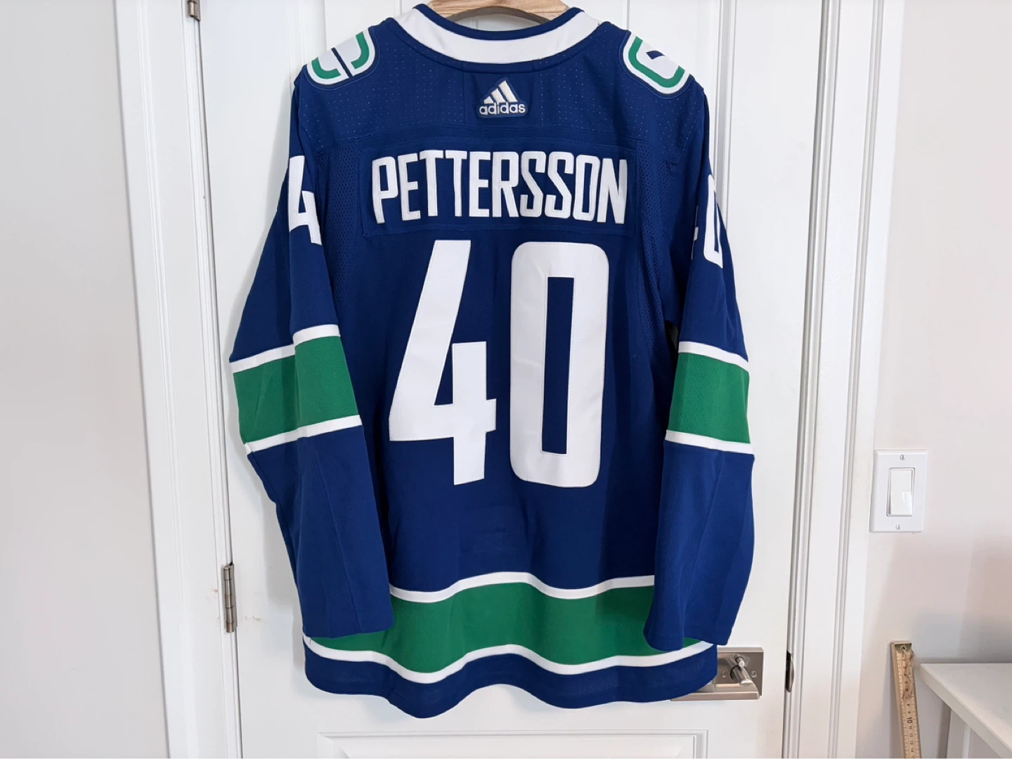 Authentic Adidas Vancouver Canucks Elias Pettersson Jersey 54