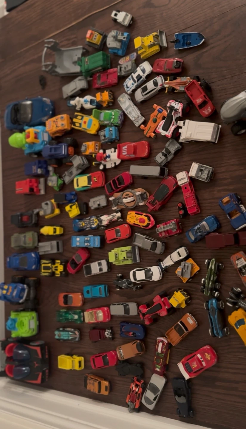 Toy Cars - big bag of it - photo 3