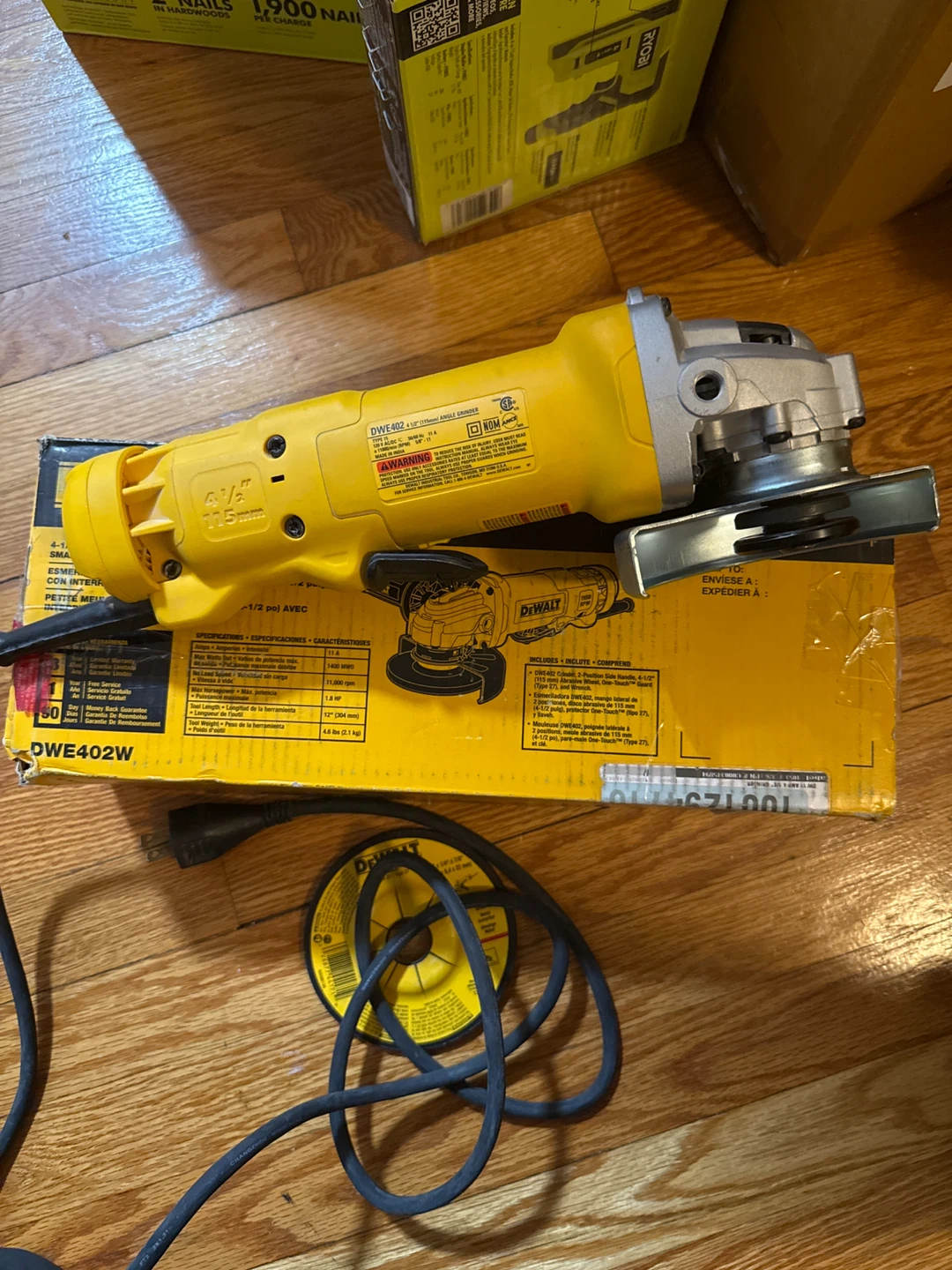 DEWALT 4-1/2" Paddle Switch Small Angle Grinder DWE402W - photo 4