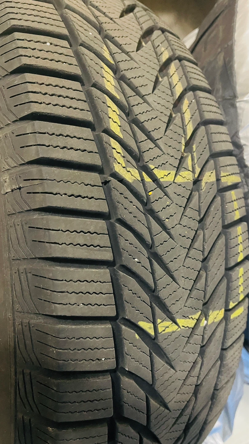 Set of 4 Winter Tired on RIMS with Covers - photo 3