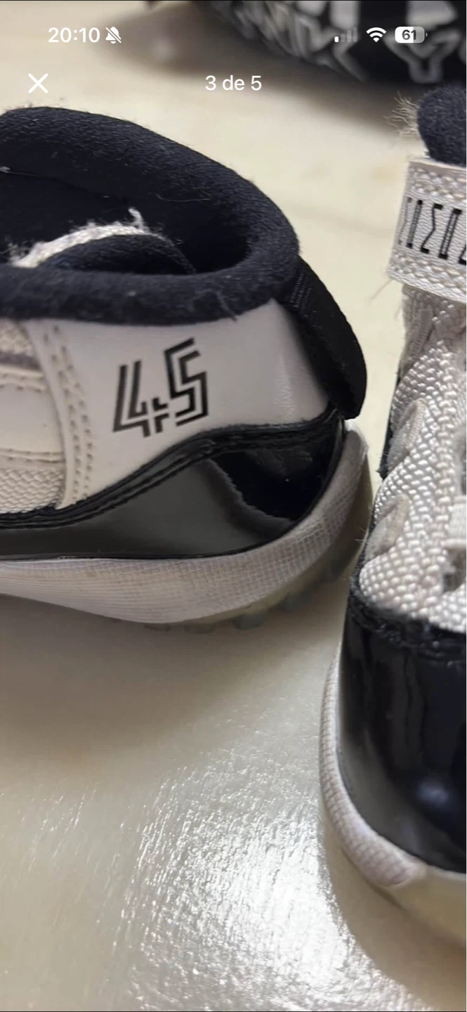 Baby Jordan 11 Crib Shoes - photo 5