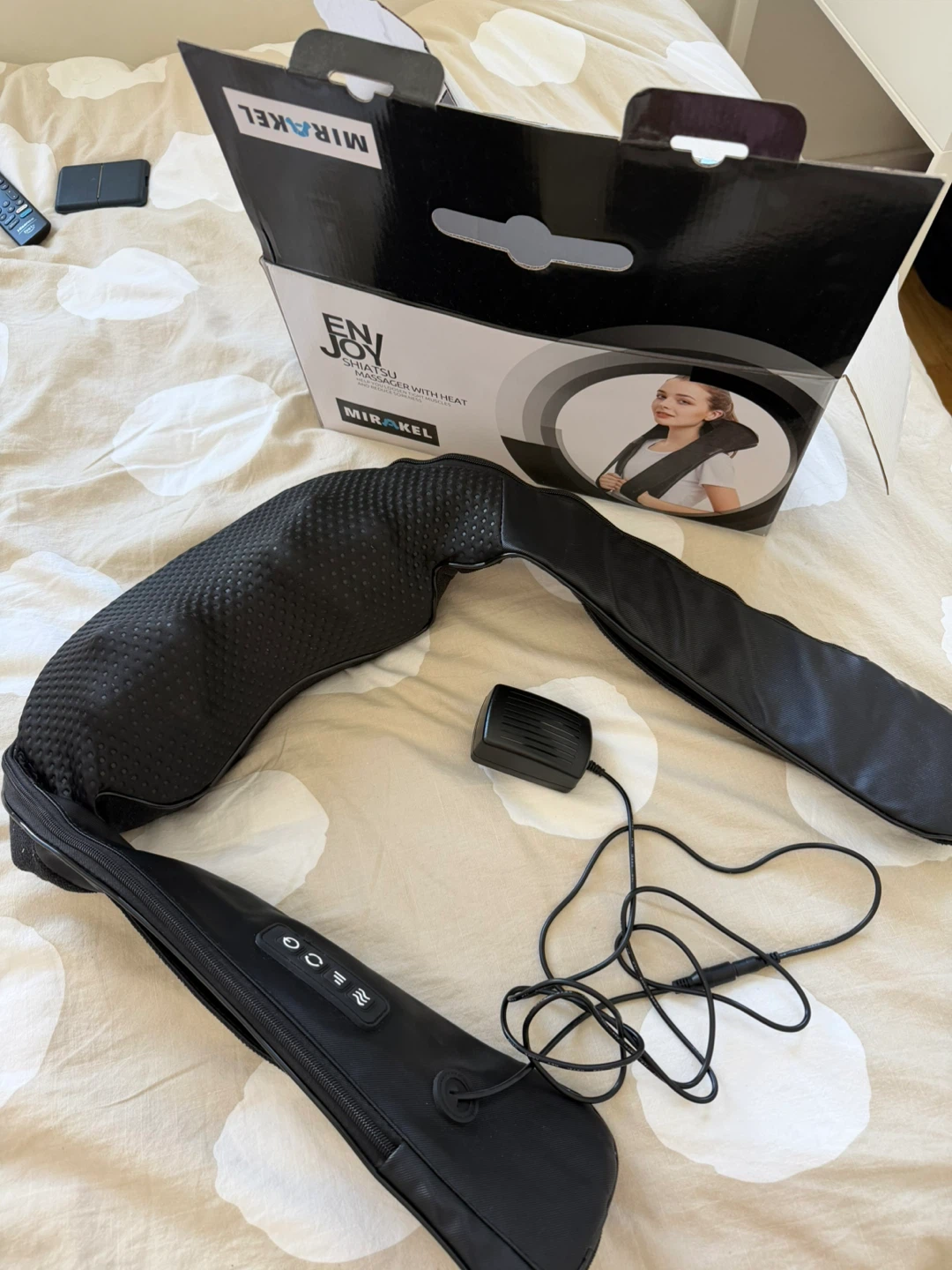Neck and Shoulder Massager with Heat