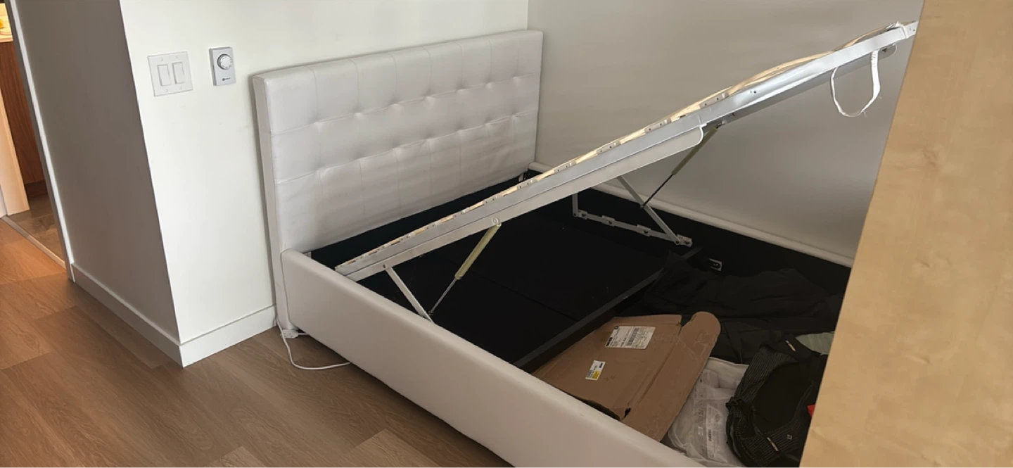 Lift-up storage bed - photo 2