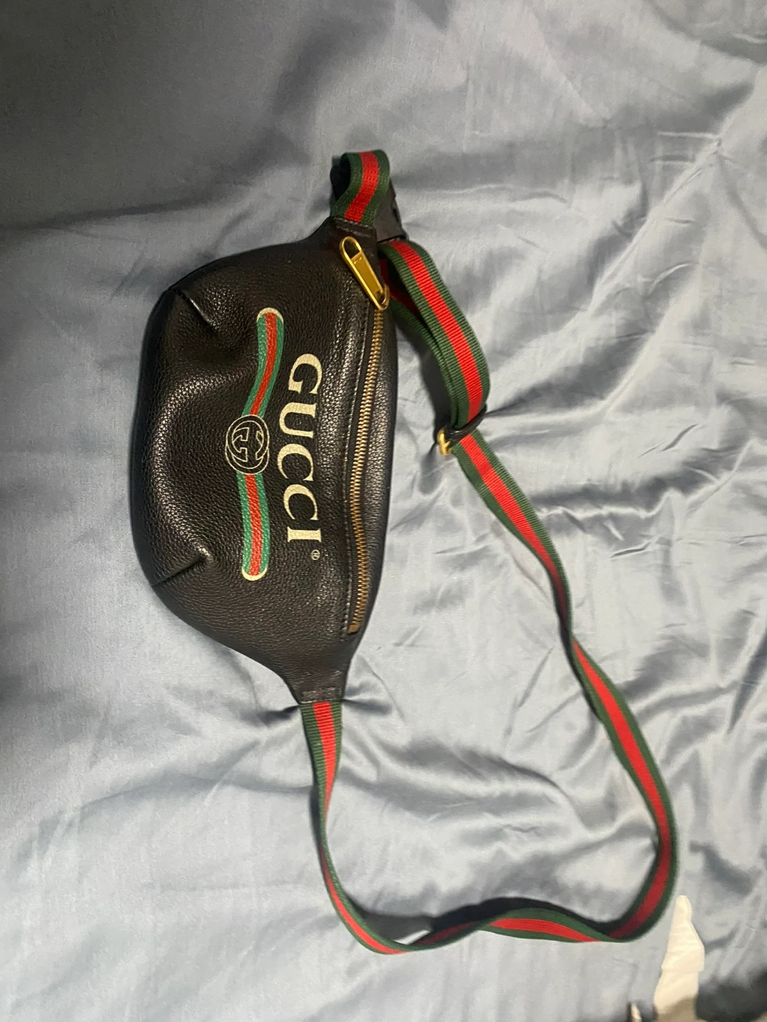 Gucci Black Leather Monogram Belt Bag - photo 4