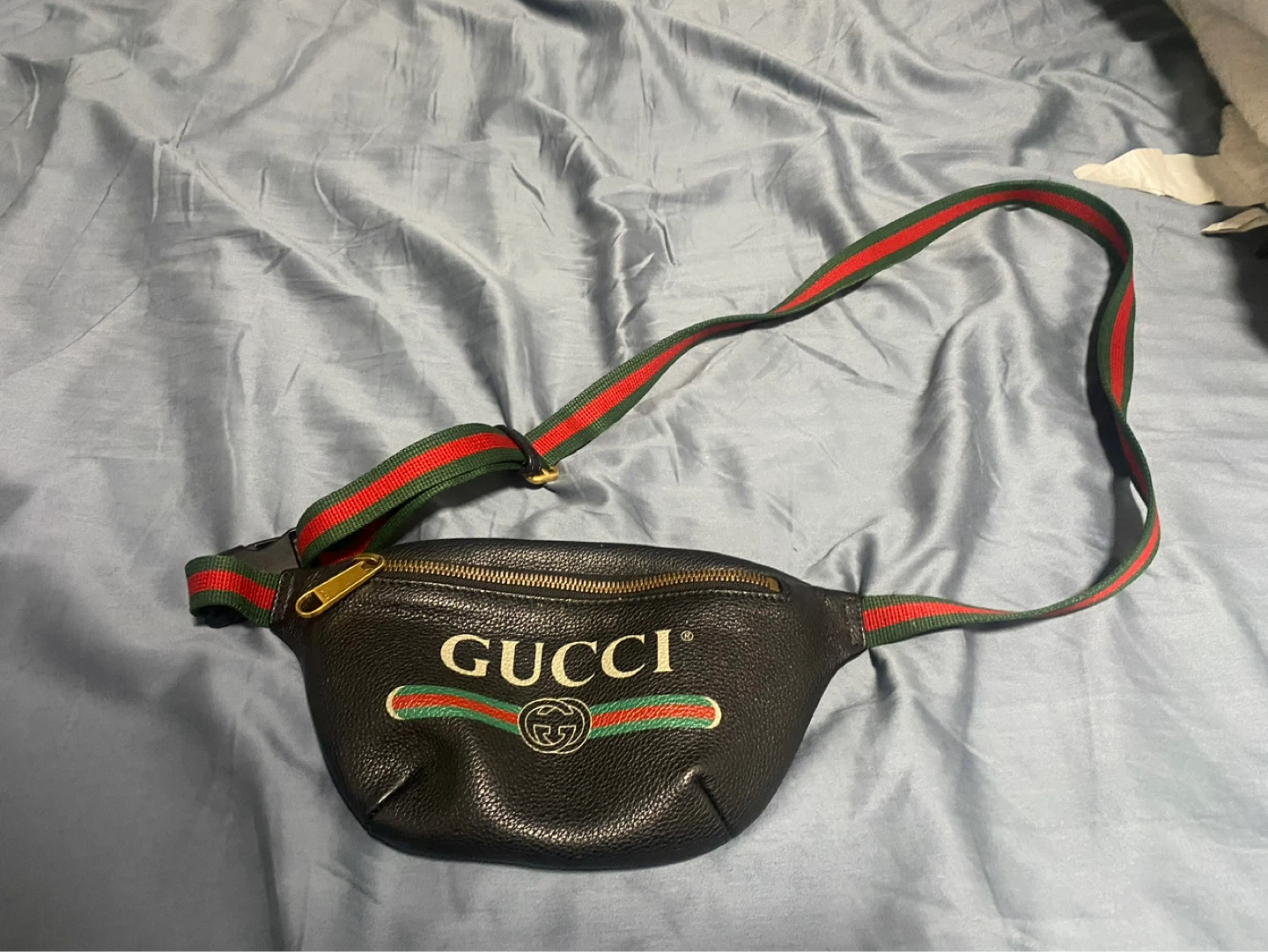 Gucci Black Leather Monogram Belt Bag - photo 5
