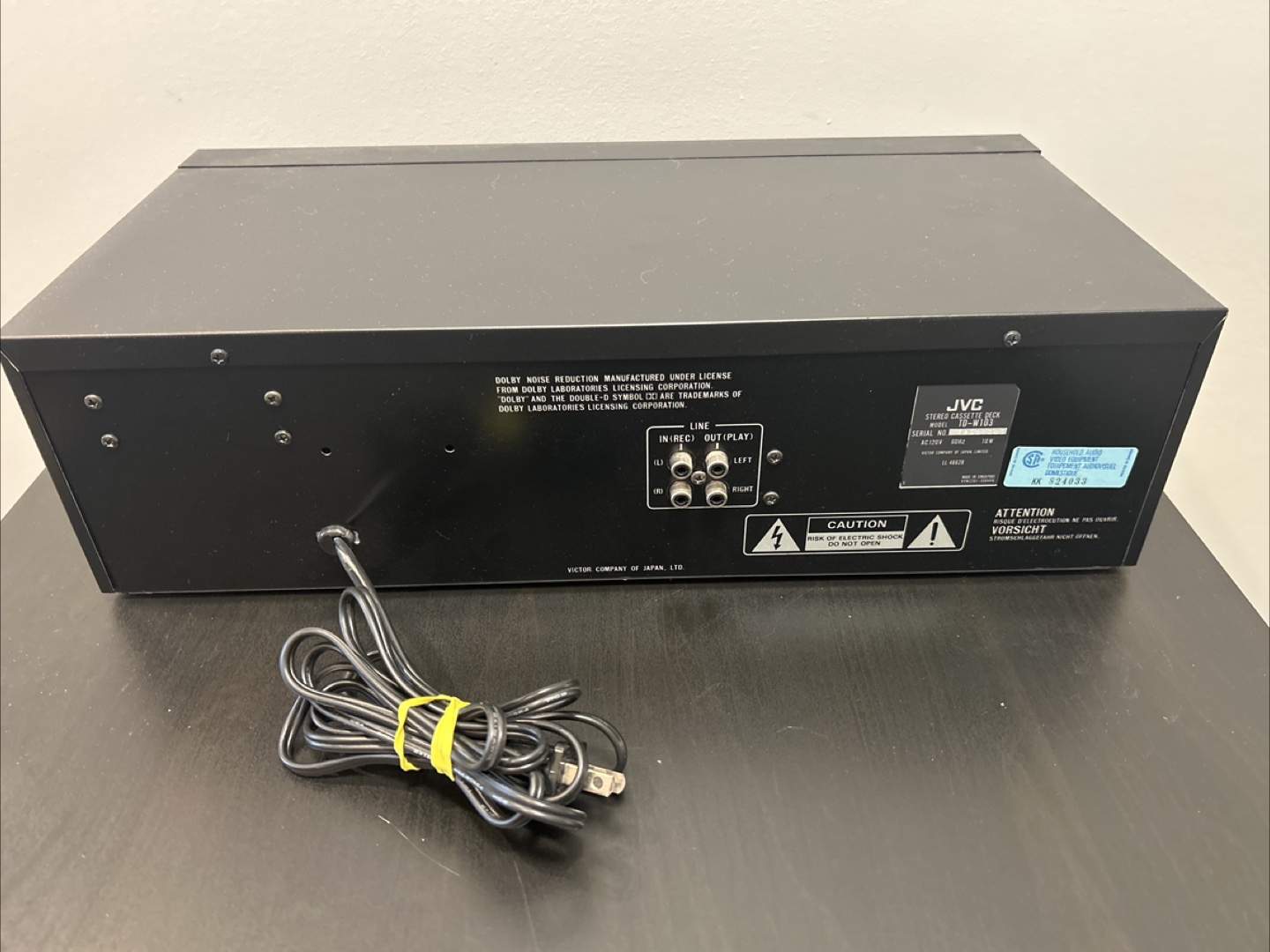 JVC TD-W103 Stereo Double Cassette Deck Needs repair) - photo 3