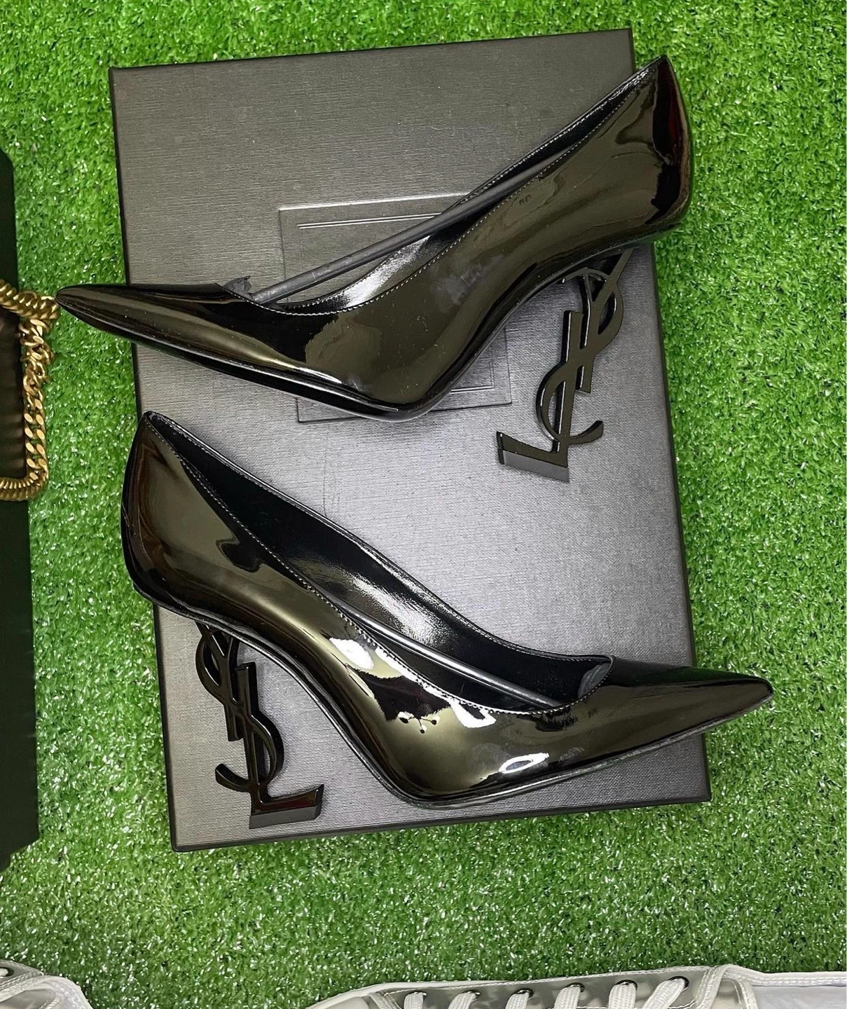 Saint Laurent Black Patent Leather Opyum Heels - photo 4