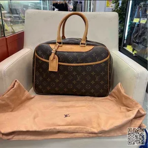 Louis Vuitton Monogram Speedy Bag