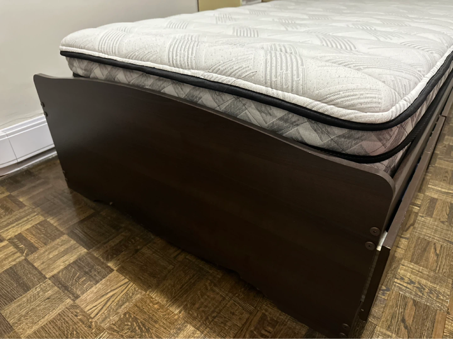 Twin XL Size Wood Bed Frame with Storage Drawers - photo 5