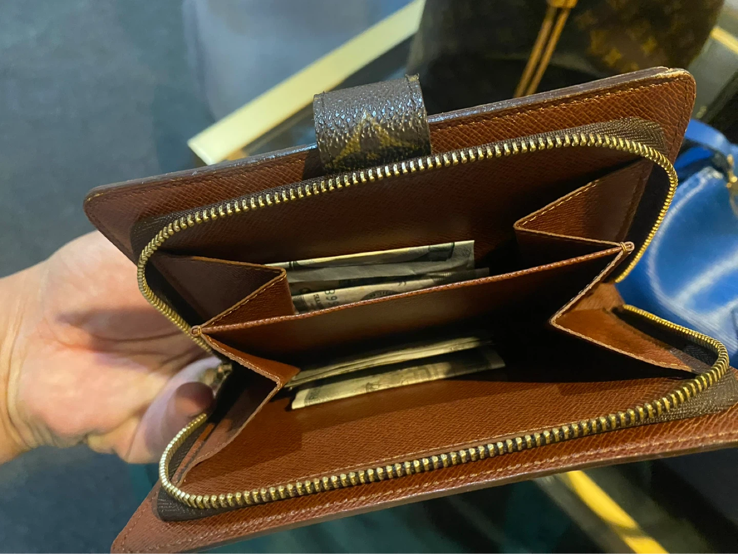 Louis Vuitton Monogram Bifold Wallet - photo 2