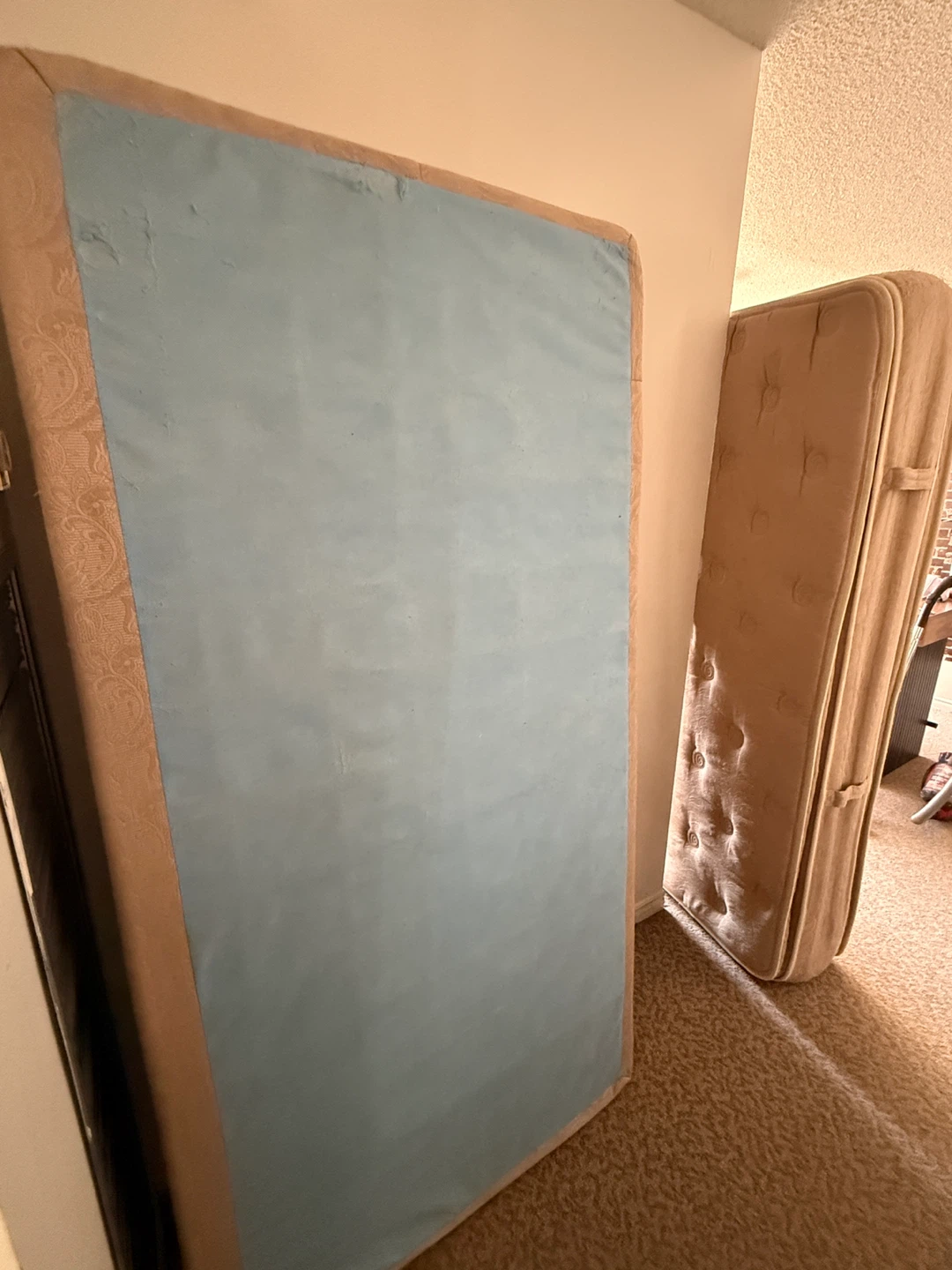 Twin Size Mattress from Korea - photo 4