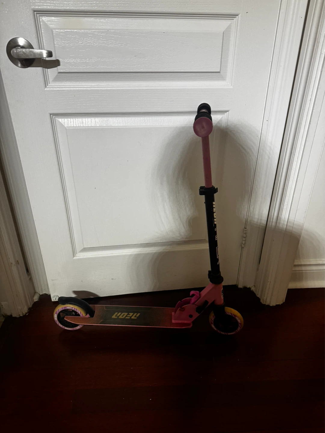 Foldable NEON APEX Pink Scooter - photo 2