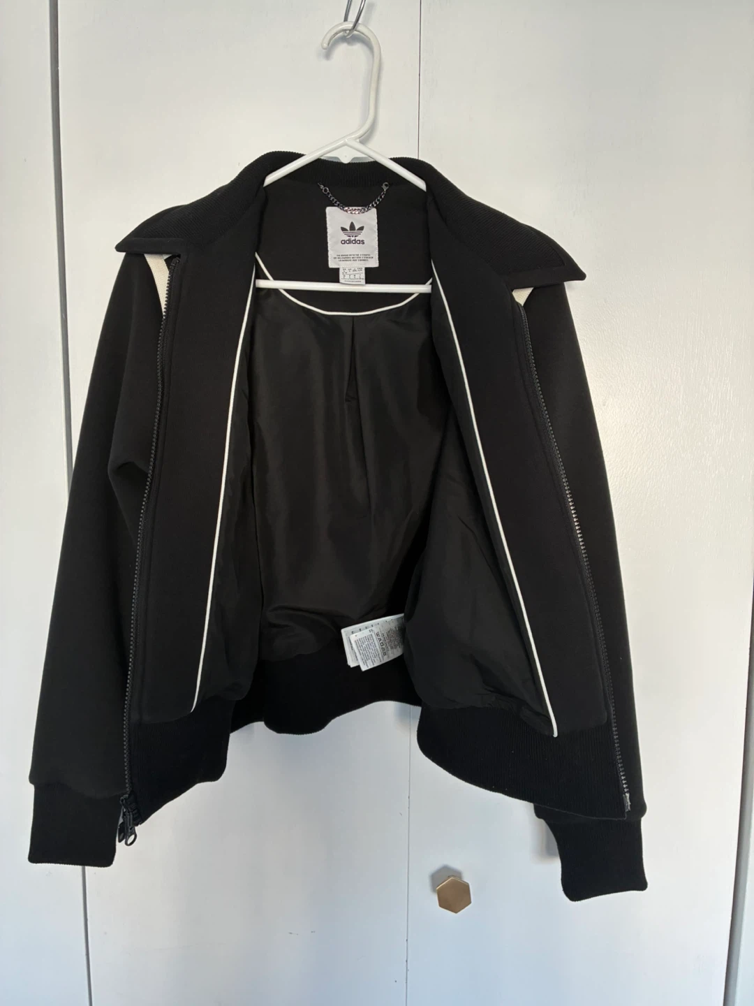Adidas Women’s Tracksuit - photo 2