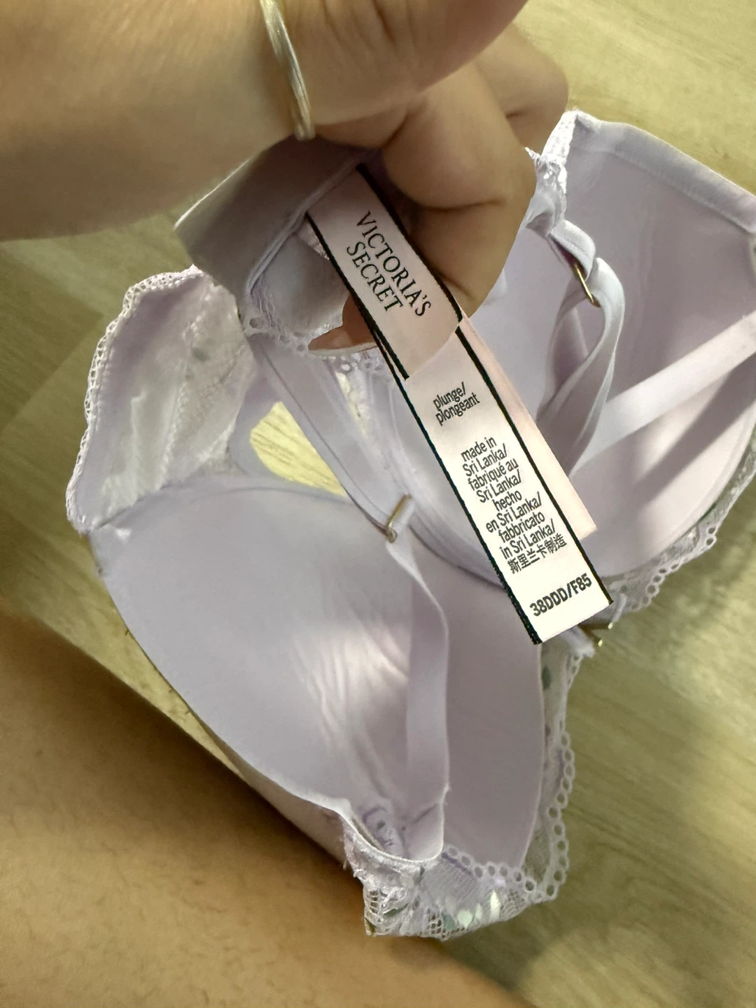 Victoria secret plunge bra - photo 3