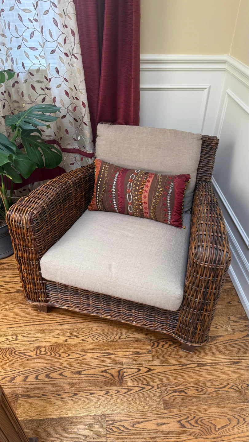 Large Wicker / Rattan Accent Chair with Cushions - photo 2