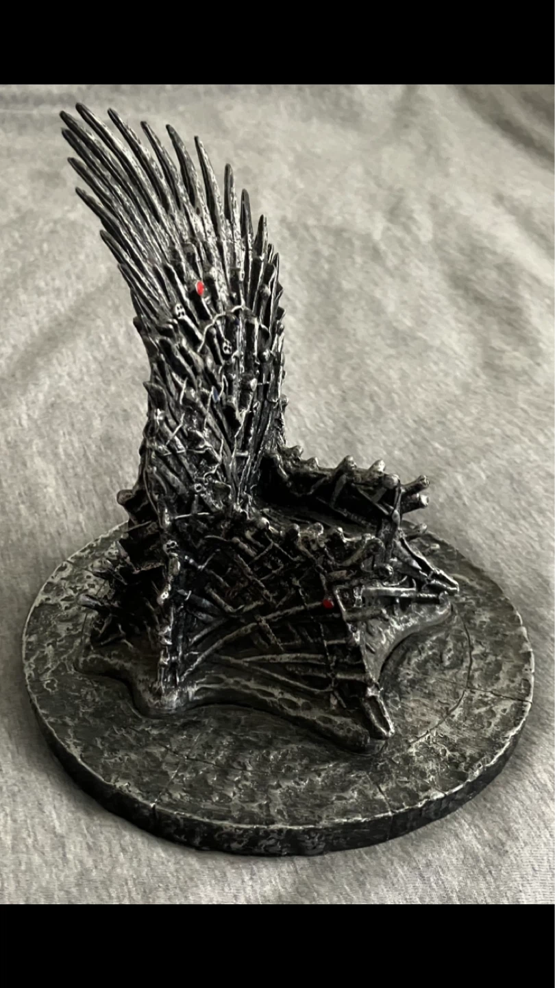 Game of Thrones Iron Throne Replica Resin Figurine Stand🩶✨ - photo 4