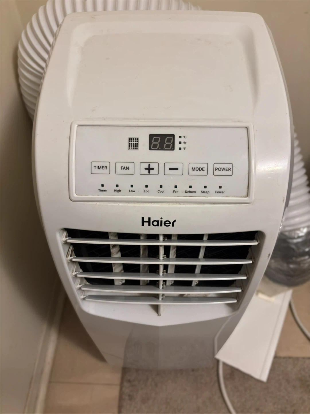 Haier 8,000 BTU Portable Air Conditioner + Remote + Hose - photo 2