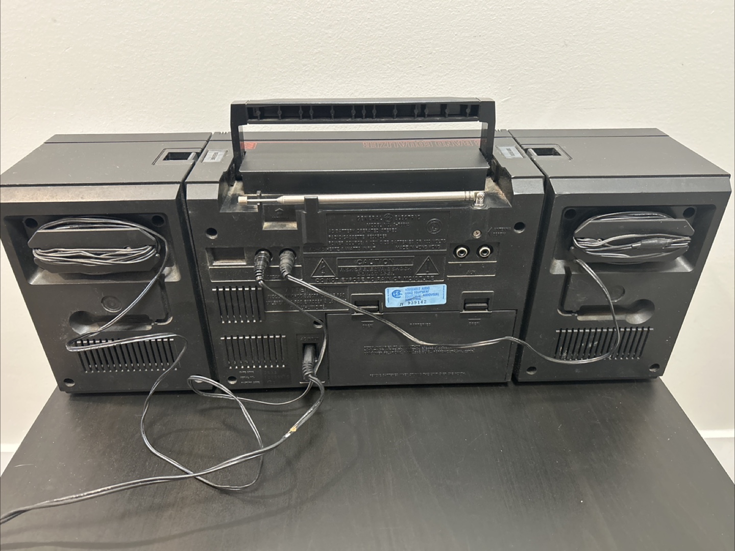 General Electric Radio/ Cassette Player/ recorder - photo 3