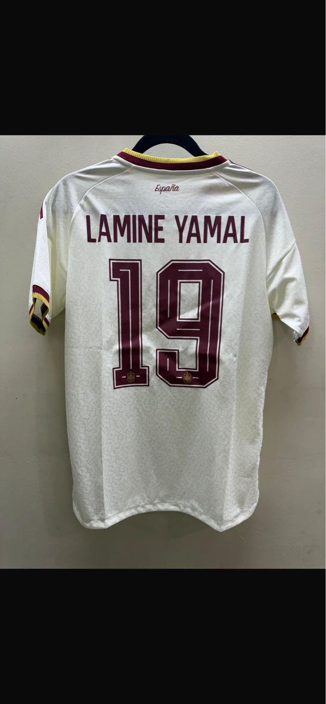 Adidas Spain Lamine Yamal #19 Soccer Jersey - photo 2