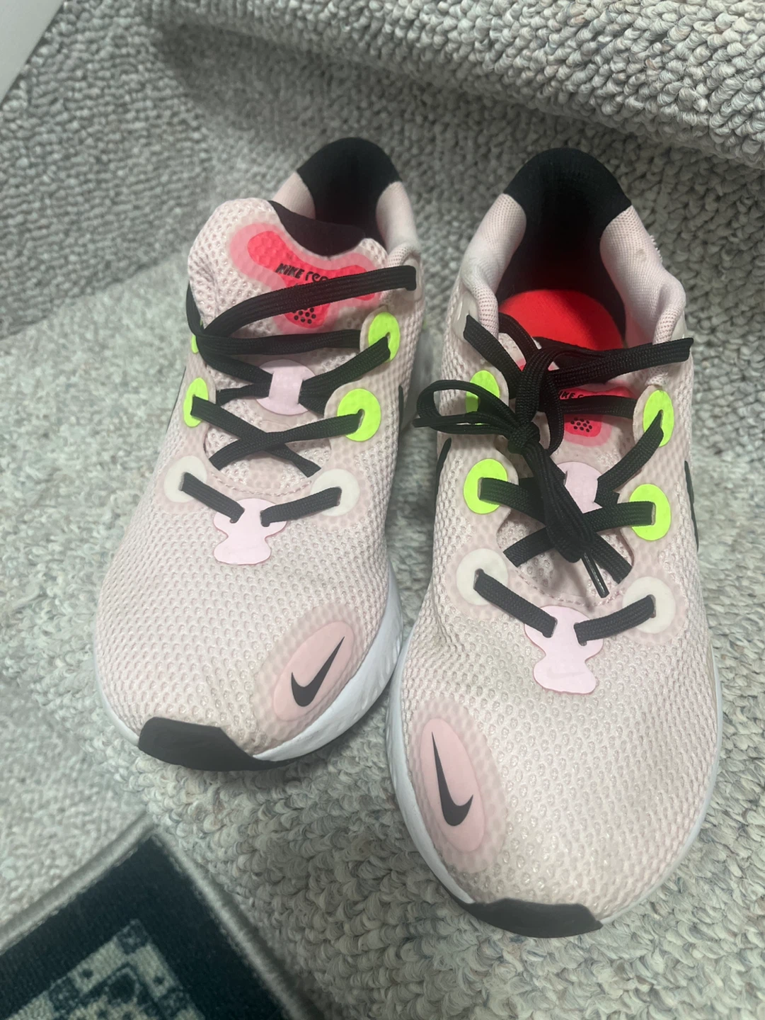 Nike Running Shoes size 8,5