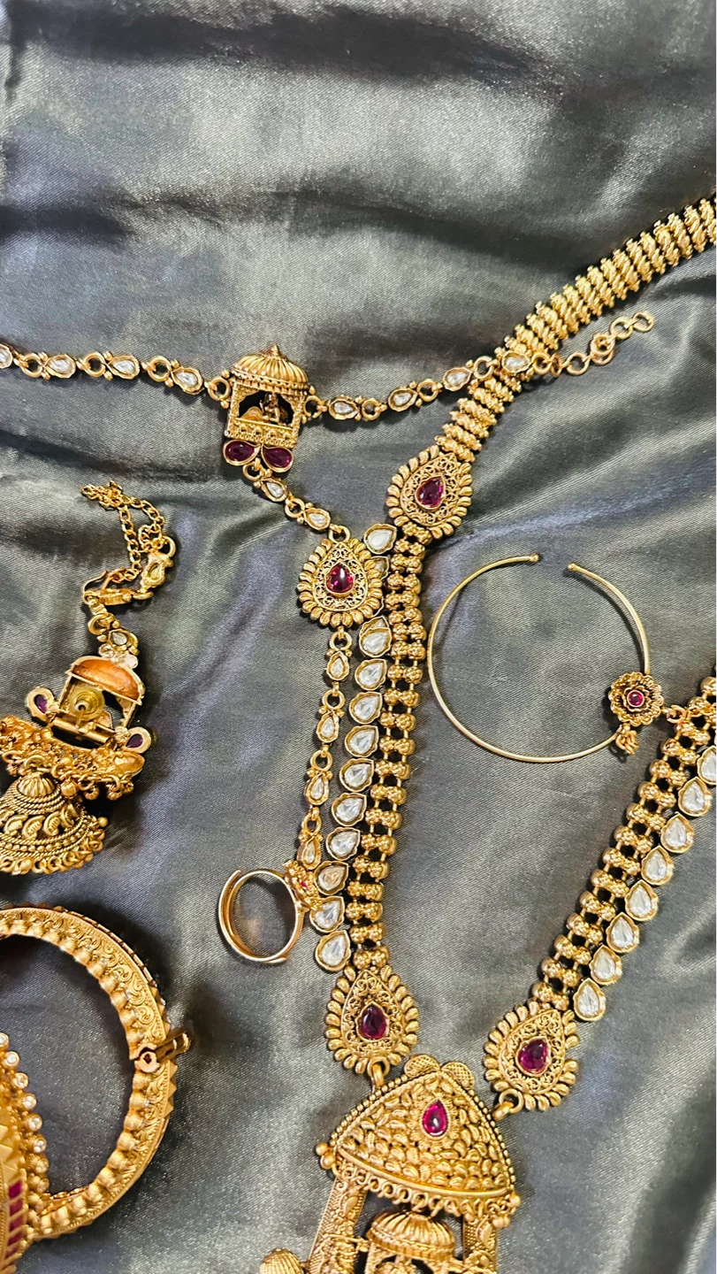 Gold Necklace and Bangles Set - photo 4